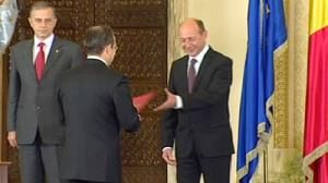 Le nouveau gouvernement roumain a prêté serment