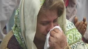 Des centaines de milliers de Pakistanais rendent hommage à Benazir Bhutto