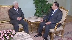 Abbas meets Mubarak to revive peace efforts