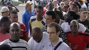 La grève générale continue aux Antilles et menace de faire tache d’huile dans les autres territoires d’Outre-mer