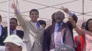 Rival leaders in Madagascar hold rallies