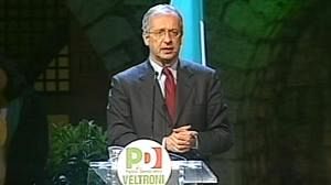 Crisis for Italy opposition party as leader quits