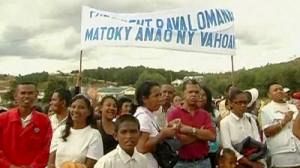 Rallies in support of feuding Madagascar factions
