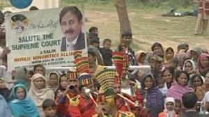 Pakistan’s top judge formally back at work