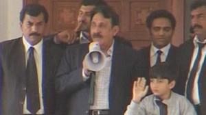 Pakistan’s senior judge resumes work