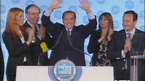 Berlusconi ouvre la porte de son nouveau parti aux femmes et aux jeunes