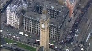 Masiva protesta contra el G20 Londres