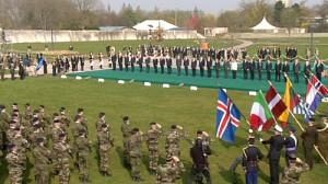 Européens et Américains franchissent le Rhin pour fêter les 60 ans de l’OTAN