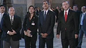 Obama visits Blue Mosque at end of marathon tour