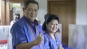Voting ends in key Indonesian election