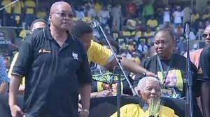 Mandela appears at ANC election rally