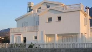 La CEJ soutient la restitution des terrains des Chypriotes grecs