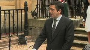 Patxi Lopez prête serment au Pays Basque espagnol