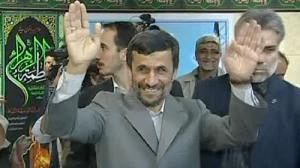 Présidentielle en Iran : Ahmadinejad sera face à deux réformateurs et un conservateur