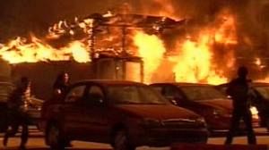 Fuoco a Mosca: in fiamme una conduttura del gas