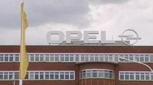 Le gouvernement allemand juge les offres de reprise encore trop faibles pour Opel et pourrait reporter sa décision