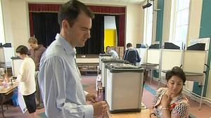 Irish voters to pile more pressure on Cowan