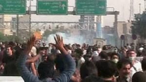 Iran’s Revolutionary guard signals crackdown on protests