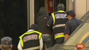 Spanish police swoop on ETA suspects