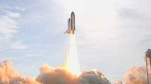 Endeavour enfin lancée après 5 tentatives infructueuses