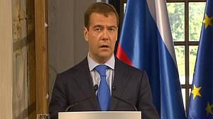 Medvedev vows to find killers of activist