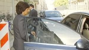 German minister takes government limo to Spain