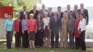 Steinmeier reaches for a woman’s touch in team