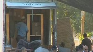 Court gives Palestinian houses to settlers