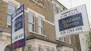 UK house prices improve