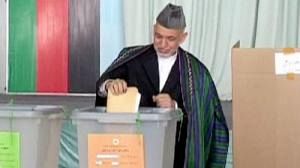 Taux de participation faible à la mi-journée en Afghanistan