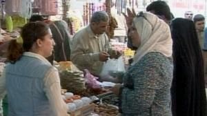 Ramadan dawns as Muslims prepare to fast