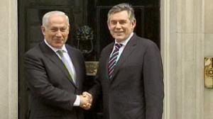 Netanyahu gets noisy London welcome