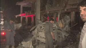 Afghanistan: bain de sang à Kandahar, Hamid Karzai et Abdullah Abdullah en tête de la présidentielle