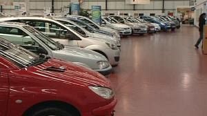 Nouvelle hausse des ventes de voitures neuves en Grande Bretagne au mois d’aout