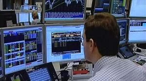 Hausse sensible des indices boursiers européens mercredi soir