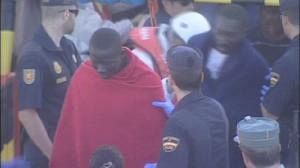 Spanish navy in hunt for missing migrants