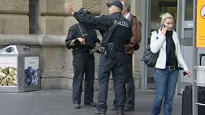 Germany tightens security over al Qaeda threat