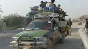 L’armée pakistanaise lance une offensive en fief taliban