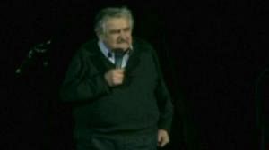 Un ex-guérillero favori de la présidentielle en Uruguay