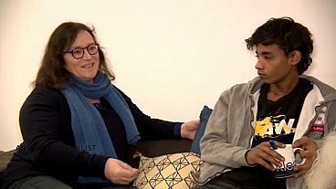 Journalist Anouk and the 16-year-old migrant she is helping