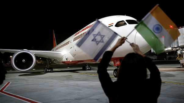 Suudi hava sahası ilk kez İsrail uçusuna açıldı