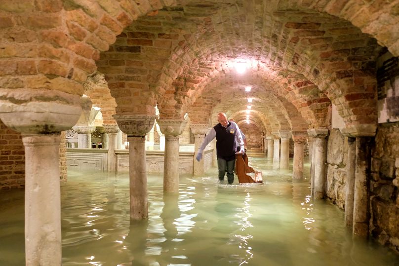 Venice braced for another devastating high tide as city remains on emergency alert