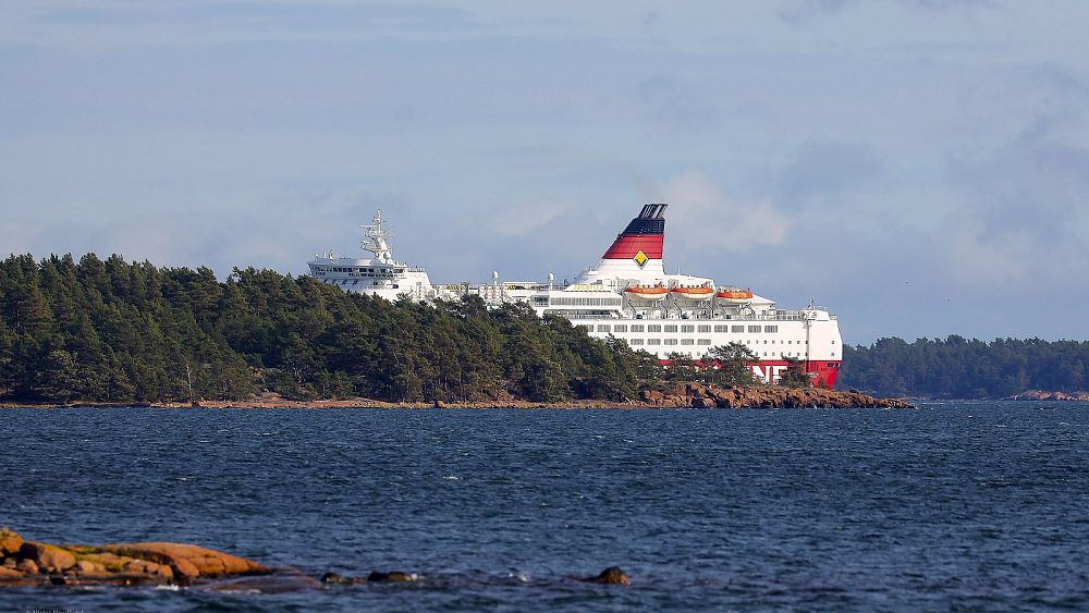 Ferry with nearly 300 people on board runs aground off Finland - Breaking News Ferry with nearly 300 people on board runs aground off Finland
