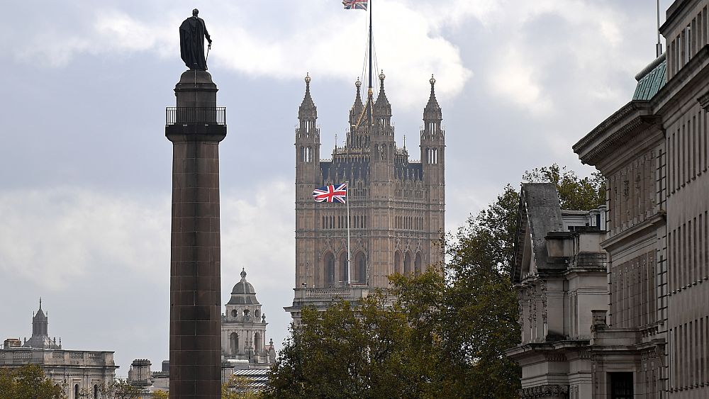 UK stokes tensions with EU and US over contentious Brexit bill - NewsOpener UK stokes tensions with EU and US over contentious Brexit bill