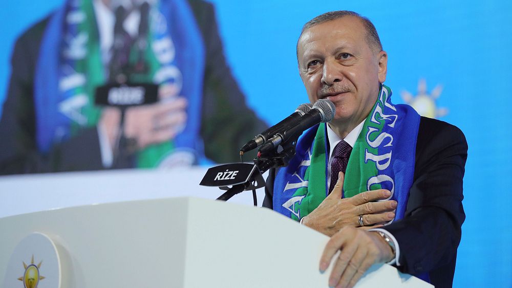 Turkey arrests hundreds linked to PKK after troops found dead in Iraq - NewsOpener Turkey arrests hundreds linked to PKK after troops found dead in Iraq