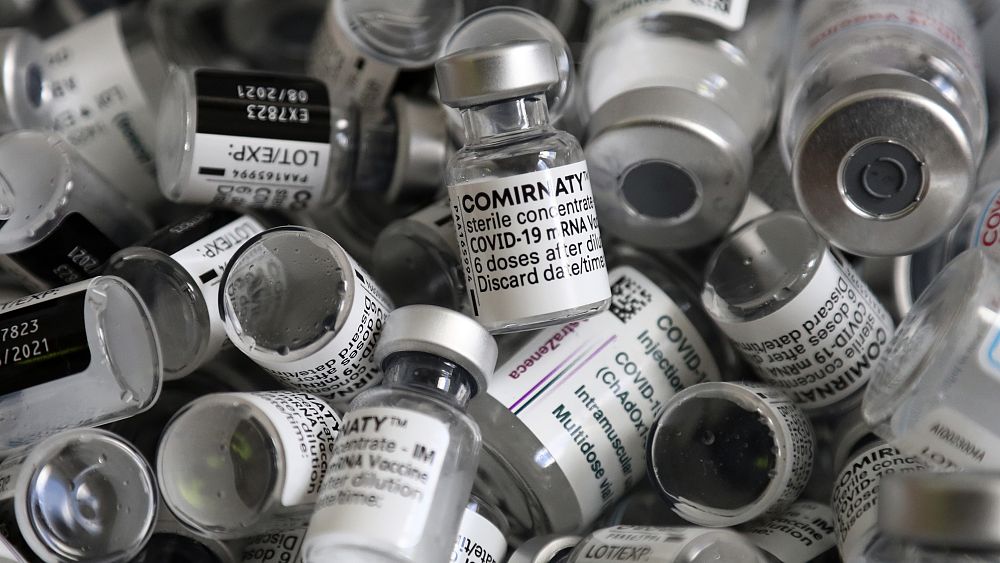 EU and Pfizer sign deal for extra 1.8 million COVID-19 vaccine doses - EU and Pfizer sign deal for extra 1.8 million COVID-19 vaccine doses