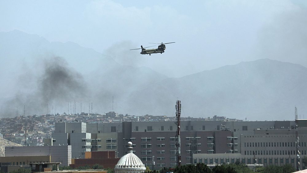 EU, US and UK call for 'safe passage' out of Afghanistan - NewsOpener EU, US and UK call for 'safe passage' out of Afghanistan
