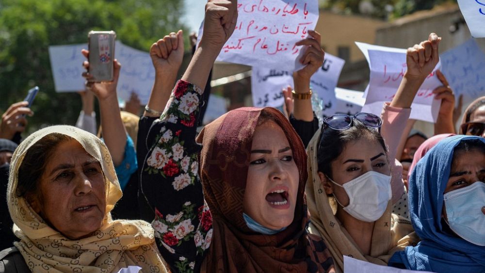 EU urged not to turn 'blind eye' on women's rights in Afghanistan - NewsOpener EU urged not to turn 'blind eye' on women's rights in Afghanistan
