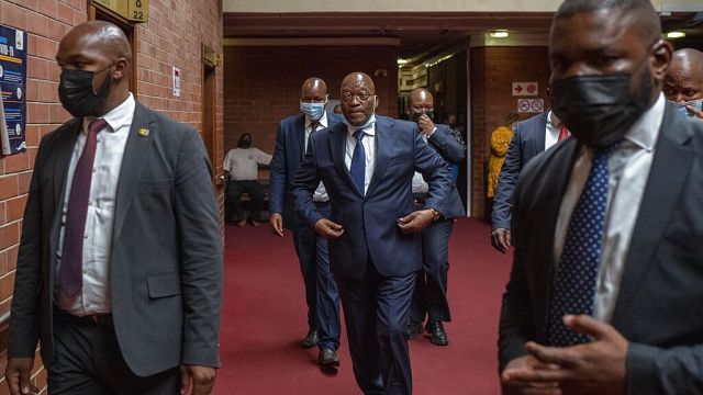 Afrique du Sud : Jacob Zuma bataille contre son renvoi en prison