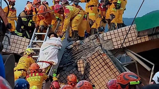 Victims rescued in Taiwan after earthquake